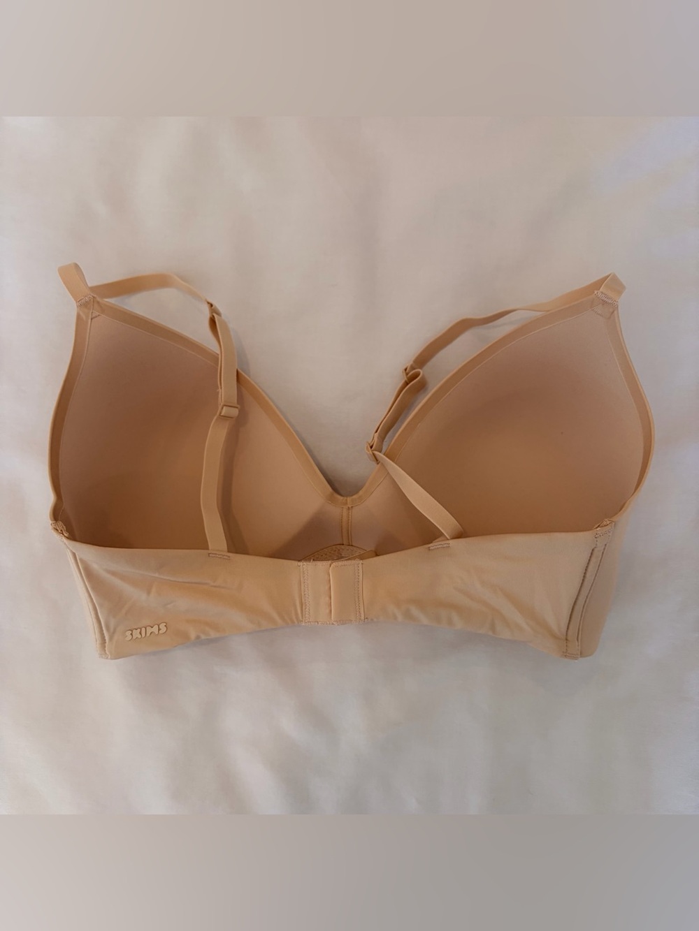 Skims Wireless Form T-Shirt Demi Bra - 34D - Picture 8 of 8